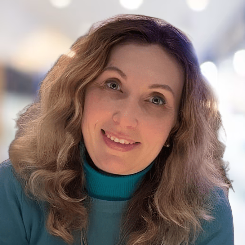 Александра Довженко