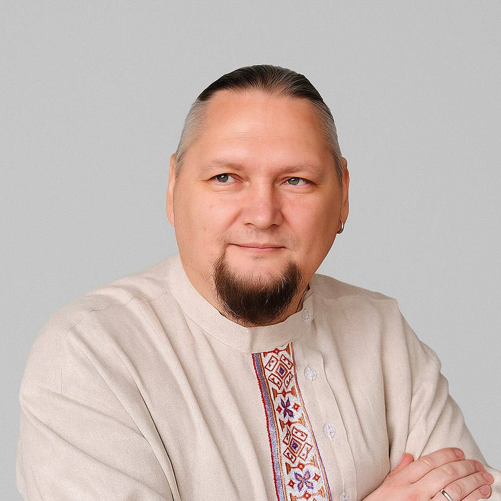 Станислав Емец